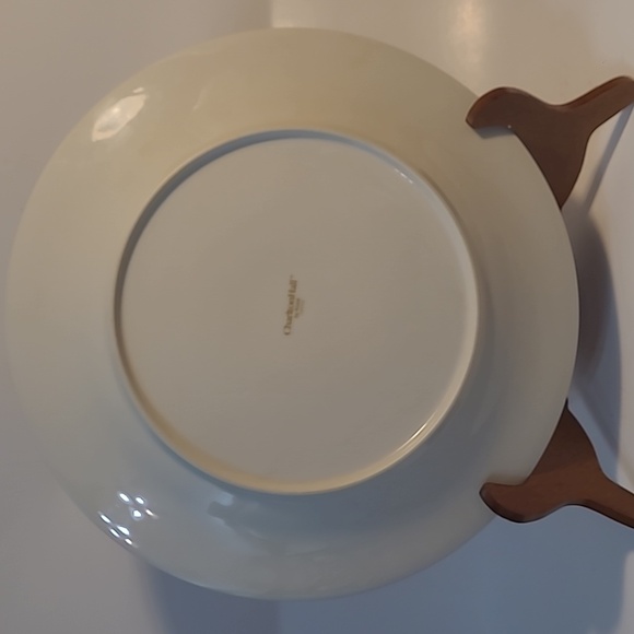 Retired Kobe Charlton Hall Chop Plate - Picture 4 of 6